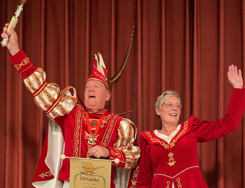 Langbröker Dicke Flaa feiert Proklamation mit neuem Prinzenpaar