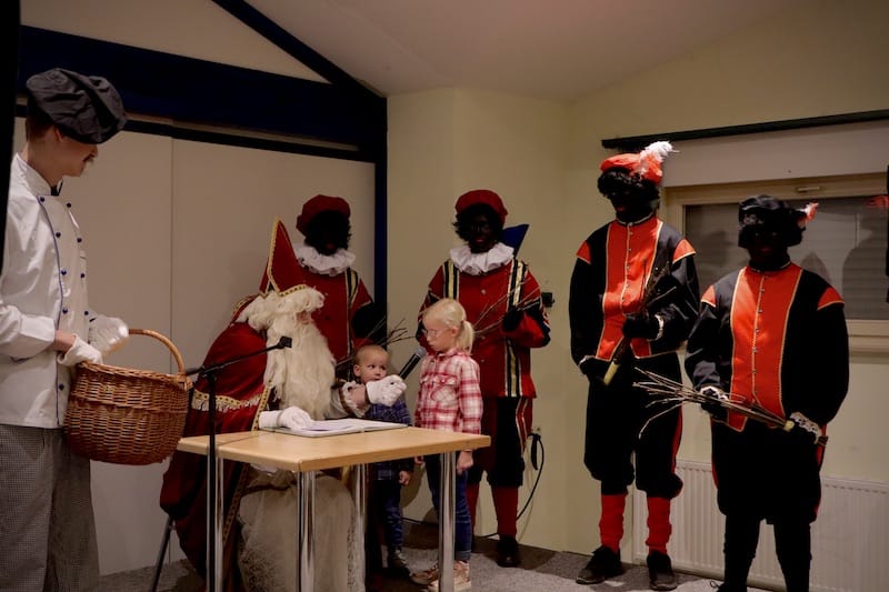 Nikolaus begeistert Kinder in Havert, Stein und Millen-Bruch