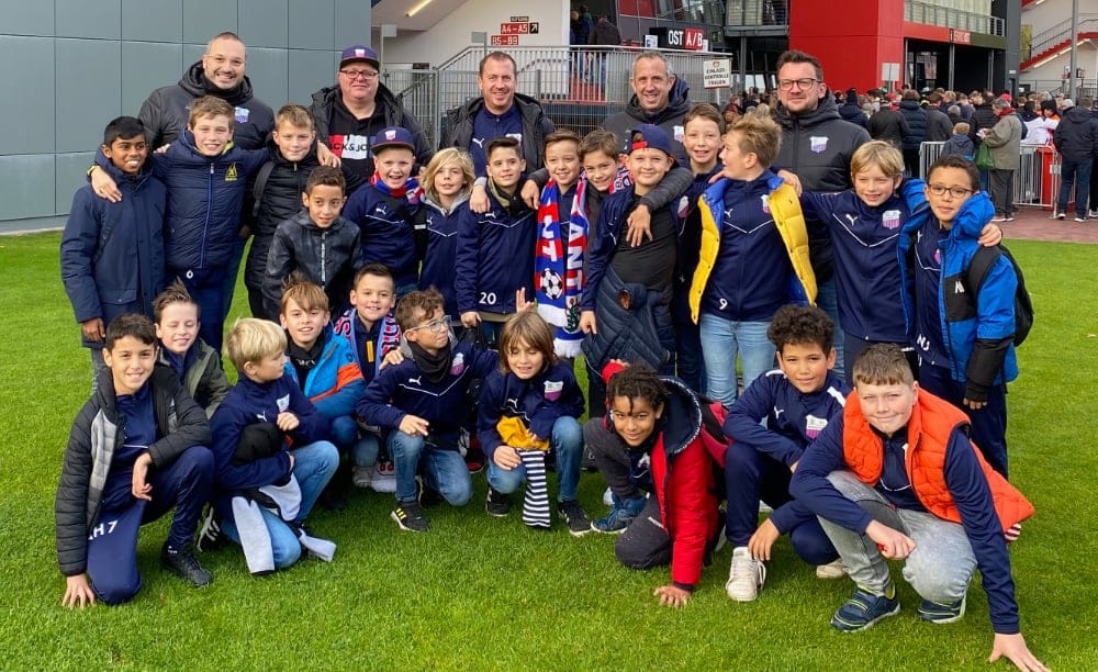 2012er Jahrgang des SC Selfkant besucht Bundesliga-Spiel