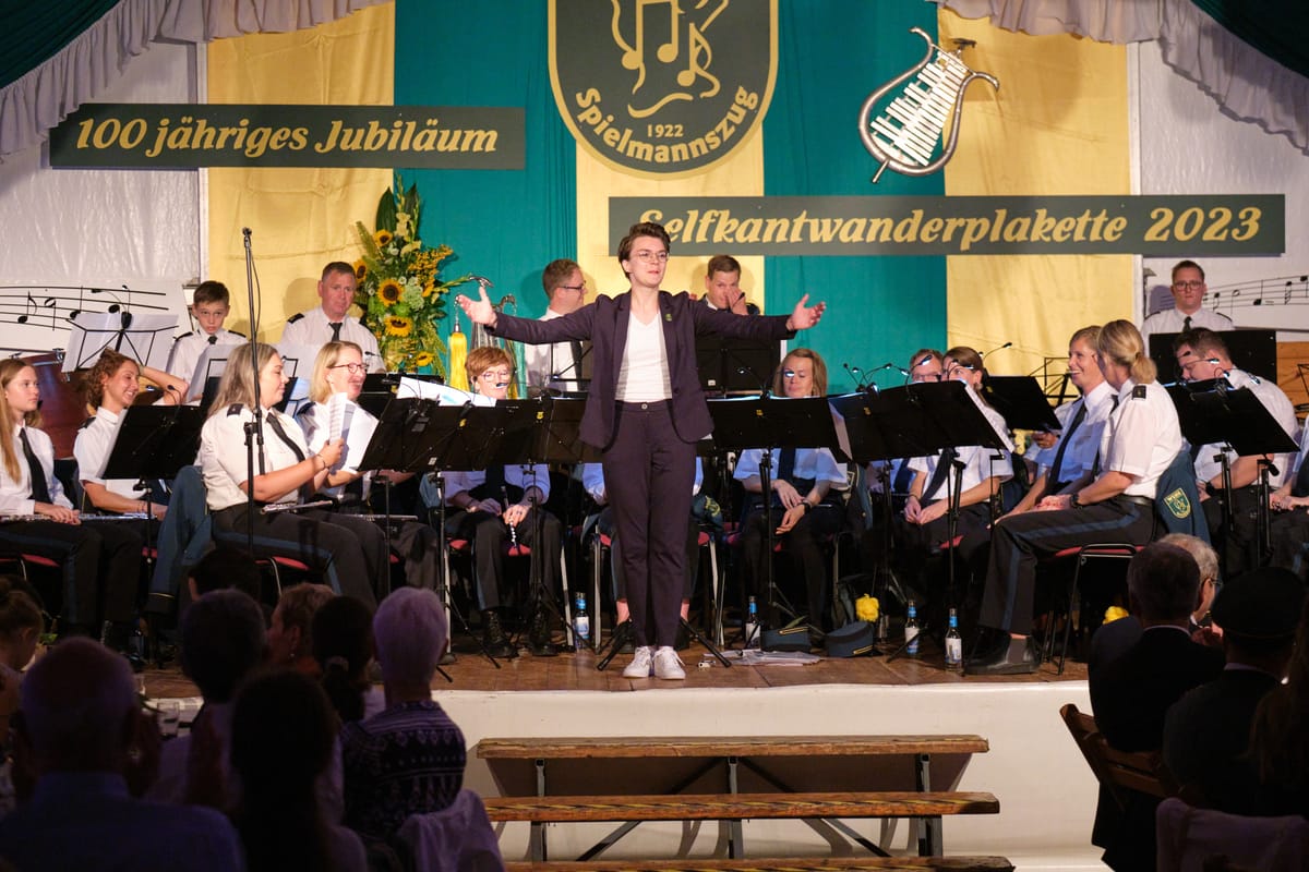 100 Jare Spielmannszug Wehr - Live aus dem Festzelt