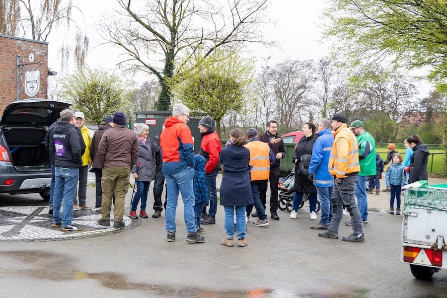 Aktion „Höngen räumt auf“