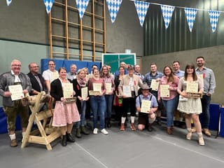 Der TTC Tüddern feierte ein zünftiges Oktoberfest mit zahlreichen Ehrungen.