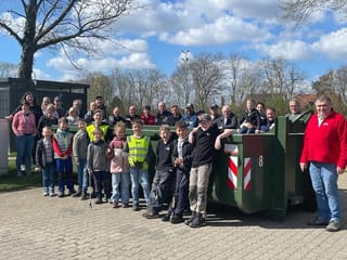 „Höngen räumt auf“