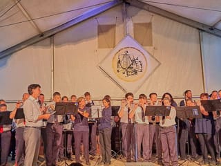 Gemeinsames Musizieren und Jansse Bagge Bend ein voller Erfolg in Isenbruch