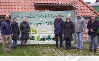 BAUUNTERNEHMUNG DAHLMANNS SPENDET AN DIE ÜBACHER TAFEL UND KINDERHILFE SELFKANT