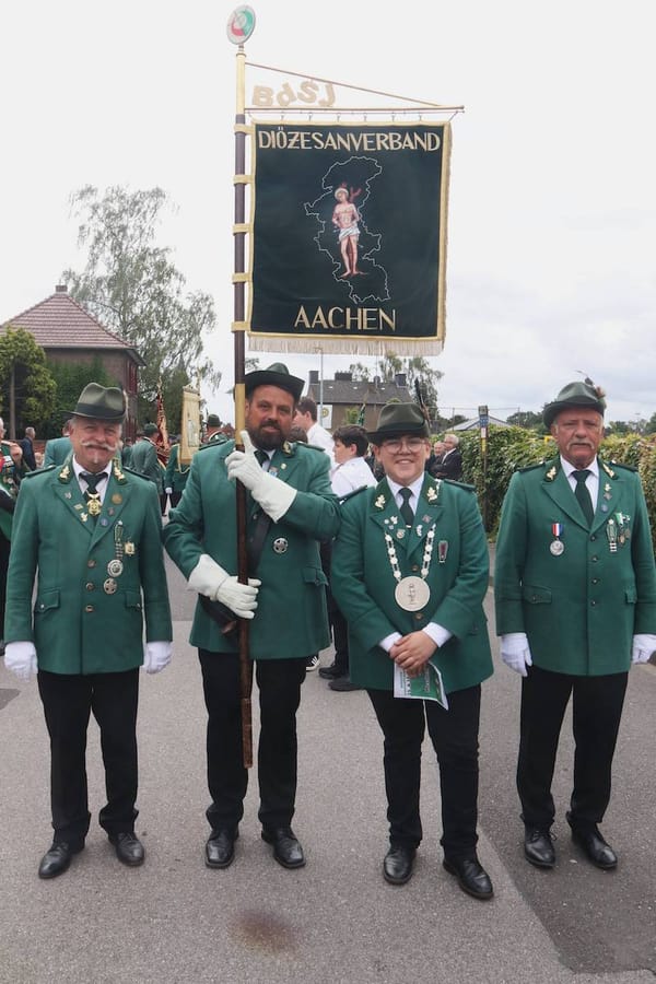 Bilder vom Festzug anlässlich des Diözesanjugendtages