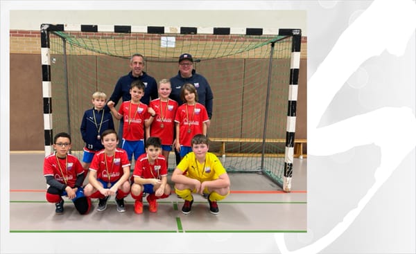 E2-Jugend des SC Selfkant wird Dritter beim Hallenturnier in Haaren