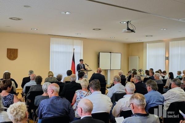 Bewegende Feierstunde für Inge und Heinz Fiegen