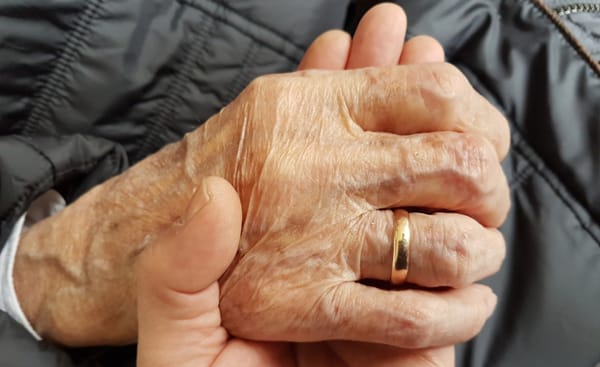 Hospizbegleiter von Camino lassen Menschen auf dem letzten Stück des Lebensweges nicht alleine