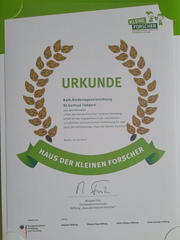 Sprachkindergarten "Rappelkiste" erneut als "Haus der kleinen Forscher"  zertifiziert