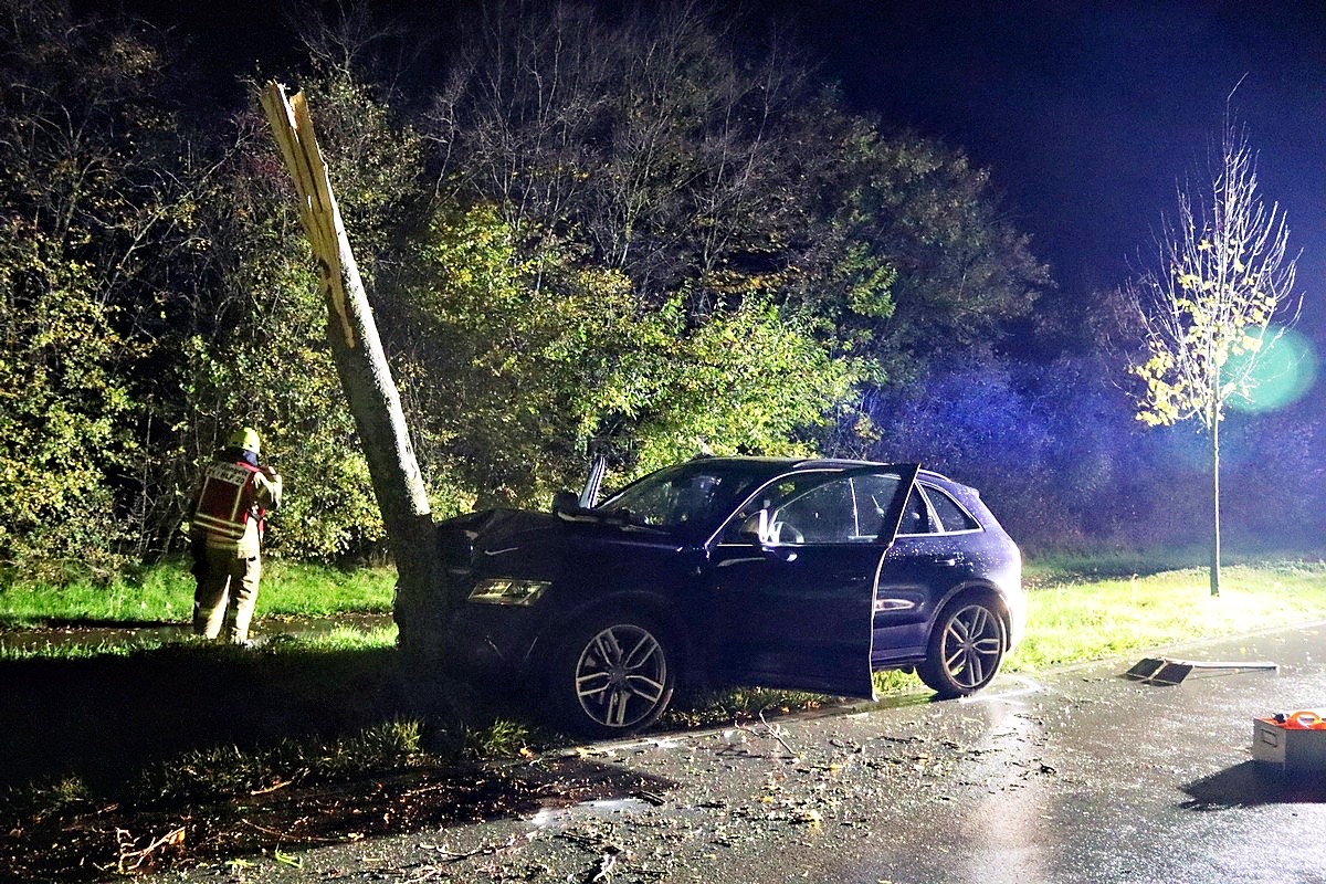 Verletzter Fahrer bei Alleinunfall in Birgden