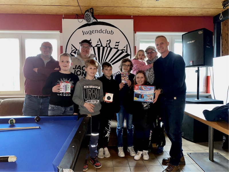 Grill Vründe unterstützen das Jugendheim Tüddern