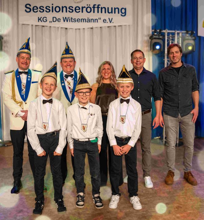 Prinz Christoph I. und Prinzessin Mareen sowie Kinderprinz Kai I. sind die neuen Tollitäten der KG De Witsemänn