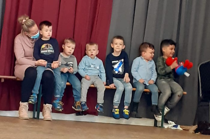 Kindergartenkinder verzaubern ihr Publikum